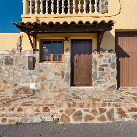 Casa Tenades 펜션
