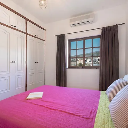 펜션 Casa Tenades